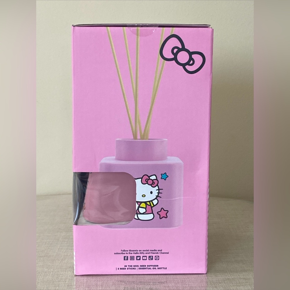 Hello Kitty Ceramic Lavender Reed Diffuser 120 mL - Picture 4 of 9